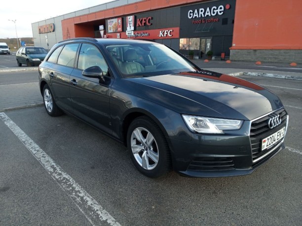 Audi A4 B9, 2016 г.