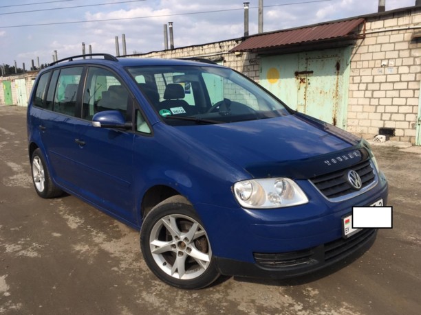 Volkswagen Touran I, 5 мест, 2006 г.