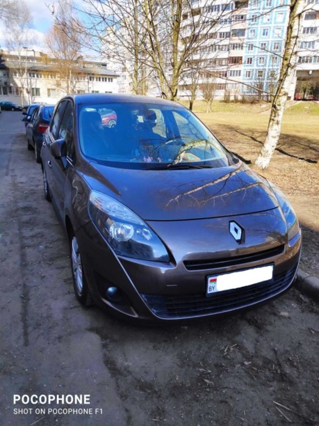 Renault Grand Scenic III, 7 мест, 2009 г.