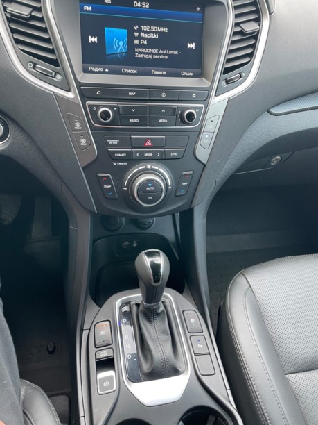 Hyundai Santa Fe DM · Рестайлинг, 5 мест, 2017 г.