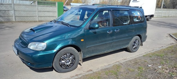 Kia Carnival I, 7 мест, 2001 г.