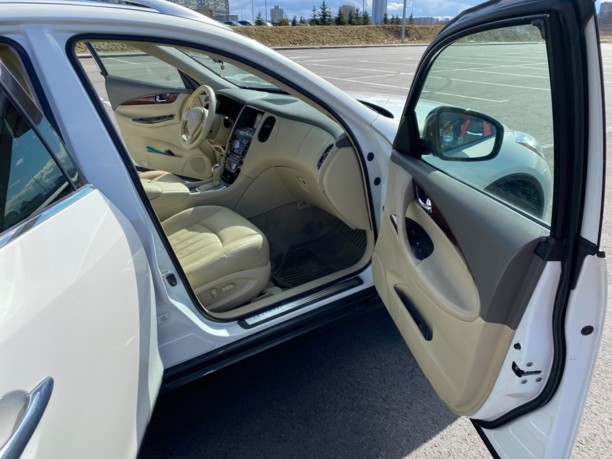 Infiniti EX, 2009 г.