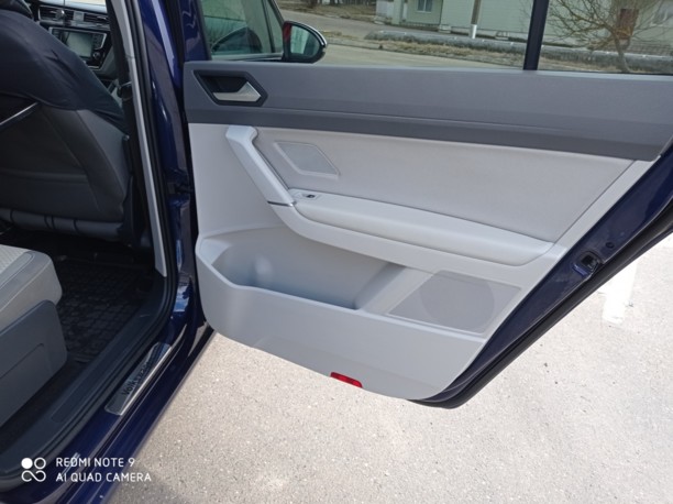 Volkswagen Touran III, 5 мест, 2016 г.