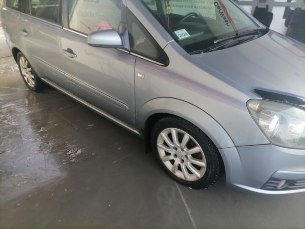 Opel Zafira B, 7 мест, 2006 г.