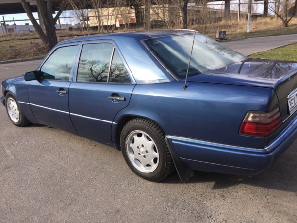 Mercedes-Benz E-Класс W124, S124, C124, A124, 1994 г.