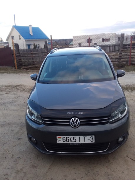 Volkswagen Touran II, 7 мест, 2014 г.