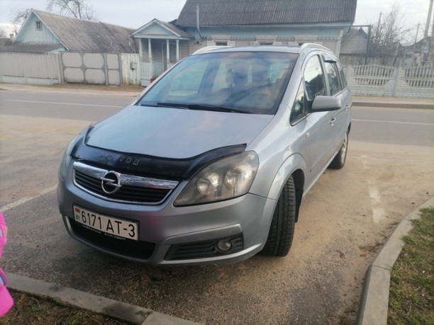 Opel Zafira B, 7 мест, 2006 г.