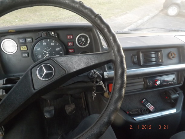 Mercedes Т1 207D - 410D 308, 1989 г.