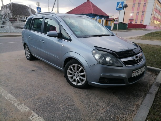 Opel Zafira B, 7 мест, 2006 г.