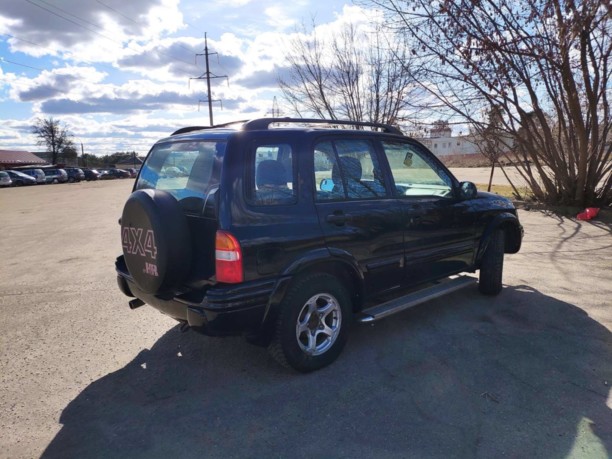Chevrolet Tracker II, 2001 г.