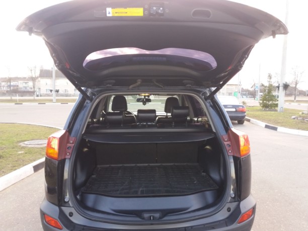 Toyota RAV4 IV (XA40), 5 мест, 2013 г.