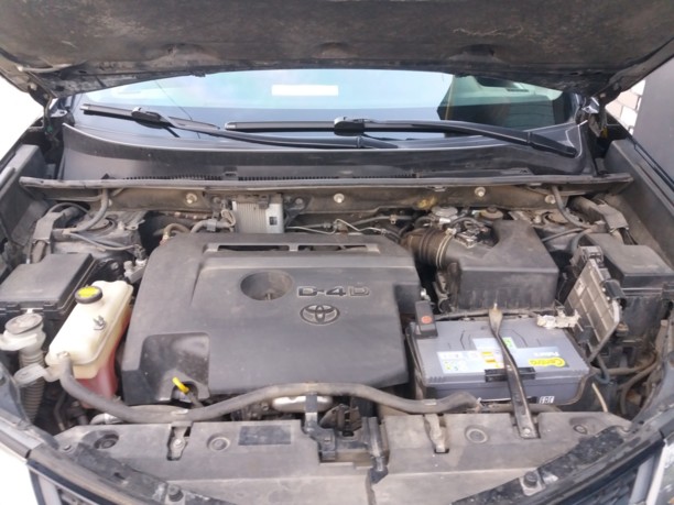 Toyota RAV4 IV (XA40), 5 мест, 2013 г.