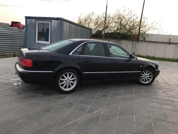 Audi A8 D2, 2000 г.