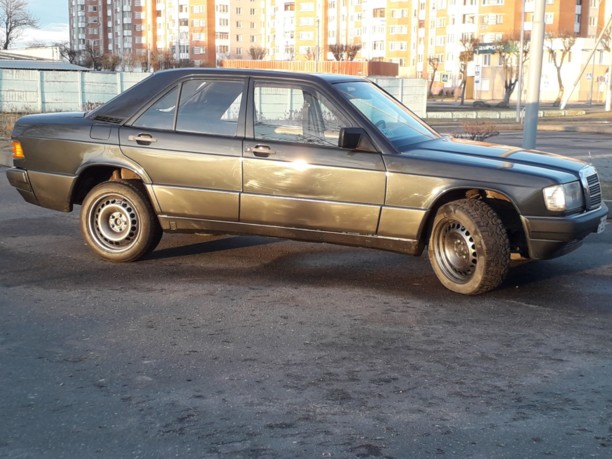 Mercedes-Benz 190 (W201), 1987 г.
