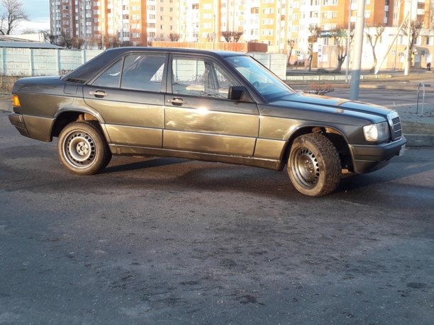 Mercedes-Benz 190 (W201), 1987 г.