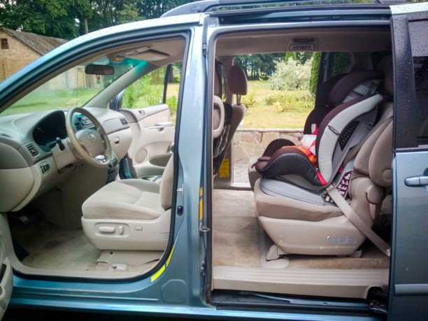 Toyota Sienna II (XL20) · Рестайлинг, 7 мест, 2010 г.