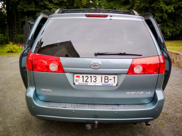 Toyota Sienna II (XL20) · Рестайлинг, 7 мест, 2010 г.