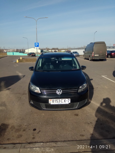 Volkswagen Touran II, 5 мест, 2014 г.