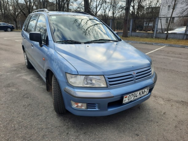 Mitsubishi Space Wagon Typ N50, 7 мест, 2000 г.