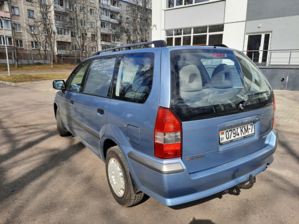 Mitsubishi Space Wagon Typ N50, 7 мест, 2000 г.