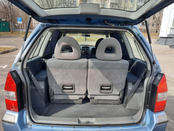 Mitsubishi Space Wagon Typ N50, 7 мест, 2000 г.