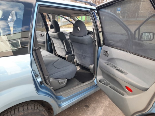 Mitsubishi Space Wagon Typ N50, 7 мест, 2000 г.
