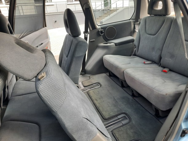Mitsubishi Space Wagon Typ N50, 7 мест, 2000 г.