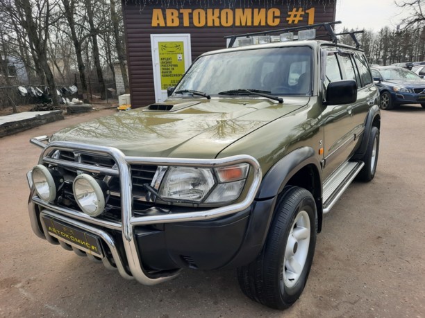 Nissan Patrol Y61, 5 мест, 1998 г.
