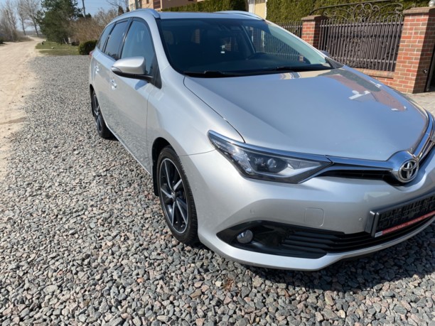 Toyota Auris II (E180) · Рестайлинг, 2017 г.