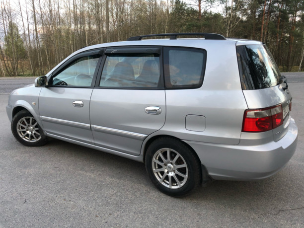 Kia Carens I · Рестайлинг, 2002 г.