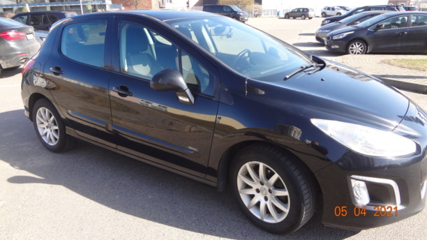 Peugeot 308 T7 · Рестайлинг, 2011 г.