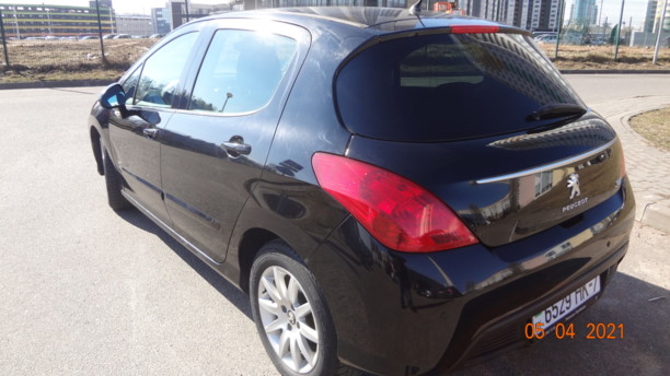 Peugeot 308 T7 · Рестайлинг, 2011 г.