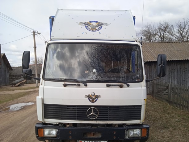 Mercedes Т2 407D - 814D 709, 1990 г.