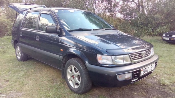 Mitsubishi Space Wagon Typ N30, N40, 7 мест, 1998 г.