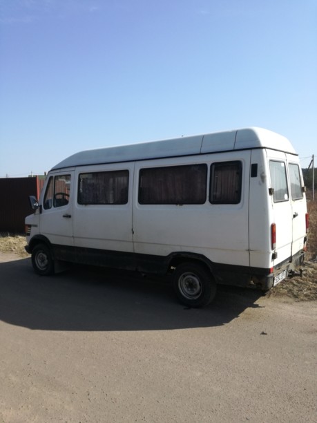 Mercedes-Benz T1 (207D-410D) 208 D, 1991 г.