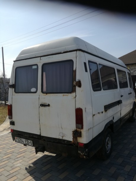 Mercedes-Benz T1 (207D-410D) 208 D, 1991 г.