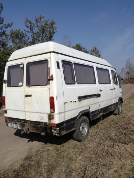Mercedes-Benz T1 (207D-410D) 208 D, 1991 г.