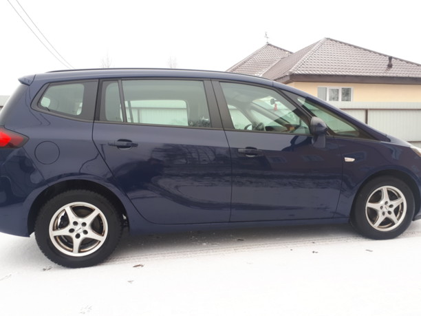 Opel Zafira C, 5 мест, 2015 г.