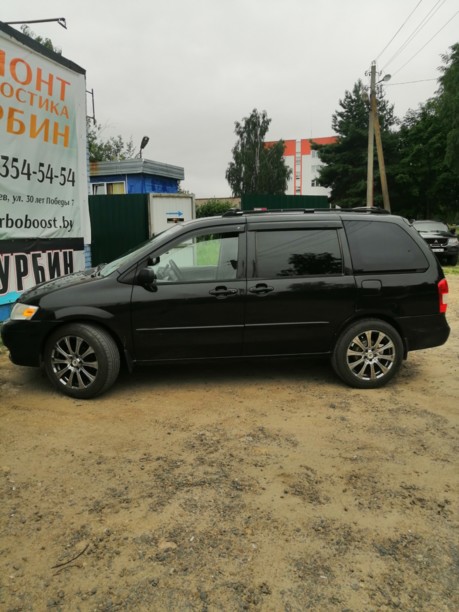 Mazda MPV II, 7 мест, 2000 г.