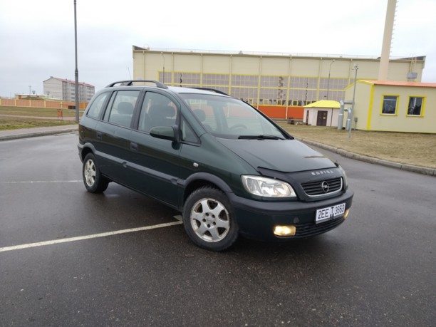 Opel Zafira A, 7 мест, 1999 г.