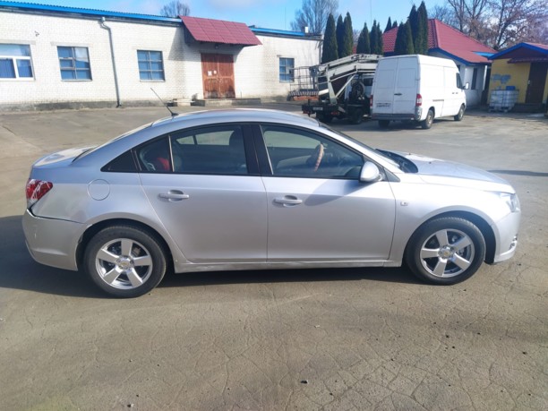 Chevrolet Cruze J300, 2011 г.