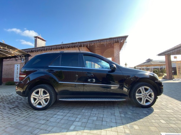 Mercedes-Benz M-Класс W164 · Рестайлинг, 5 мест, 2009 г.