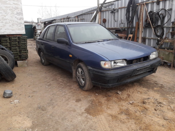 Nissan Sunny N14, 1992 г.