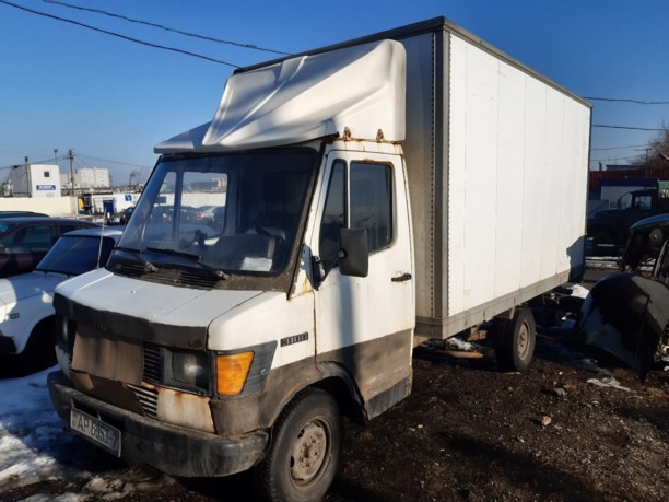Mercedes Т1 207D - 410D, 1993 г.