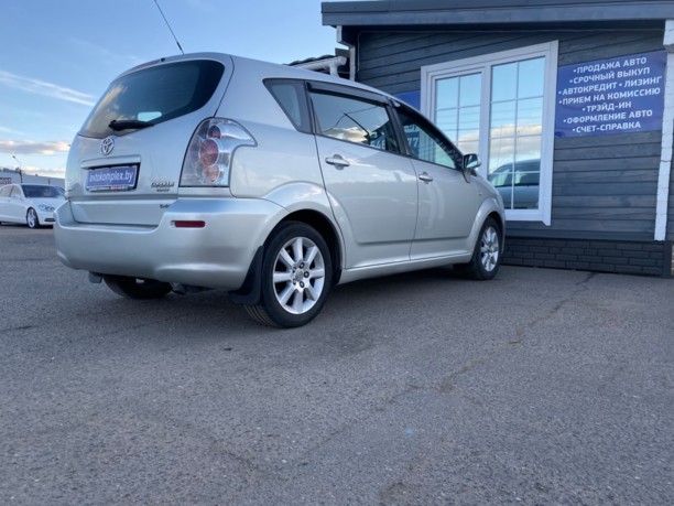 Toyota Corolla Verso II (E121), 7 мест, 2006 г.