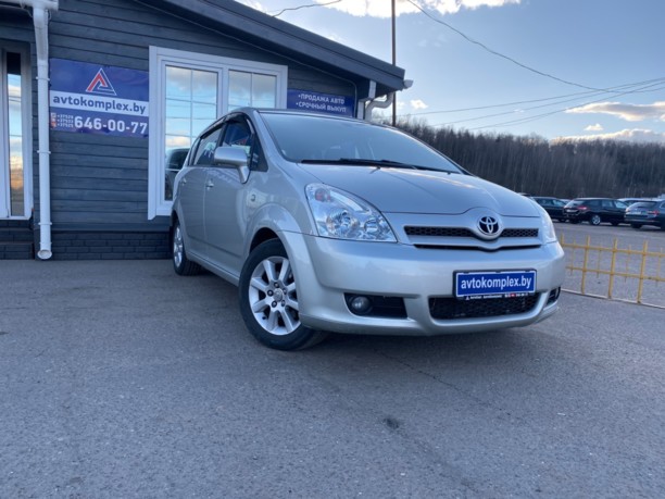 Toyota Corolla Verso II (E121), 7 мест, 2006 г.