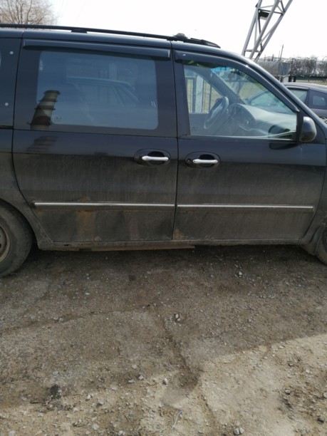 Kia Carnival I, 7 мест, 2001 г.