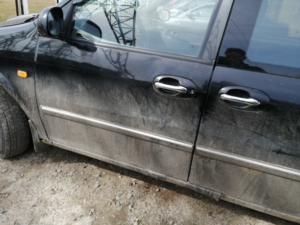 Kia Carnival I, 7 мест, 2001 г.