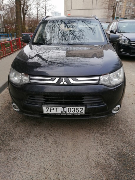 Mitsubishi Outlander III, 5 мест, 2013 г.