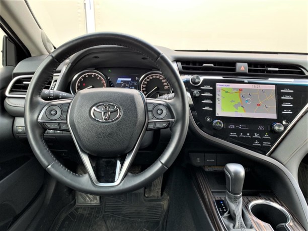 Toyota Camry XV70, 2019 г.